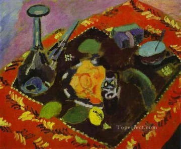 monochrome black white Painting - Dishes and Fruit on a Red and Black Carpet 1906 Fauvist
